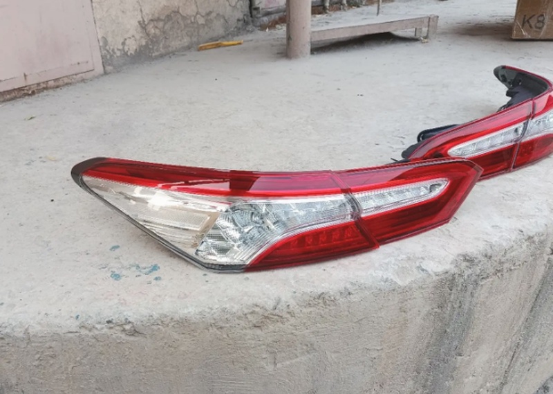 Задняя фара от Toyota Camry 70